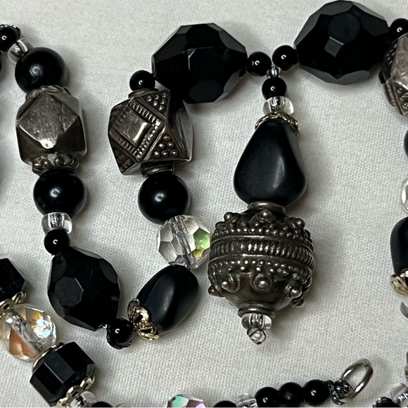 Black, Silver & Aurora Necklace - Picture 3 of 12